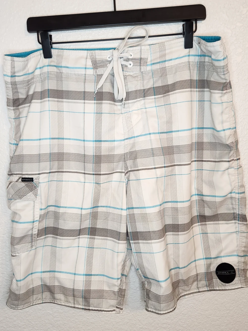 O'neill plaid board shorts men size 36 gray white turquoise swin trunks